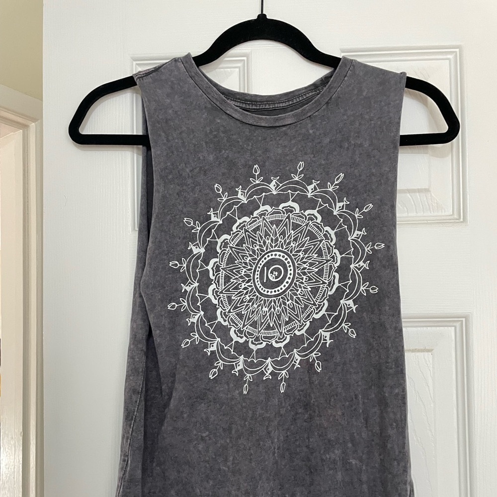 Mandala muscle tee